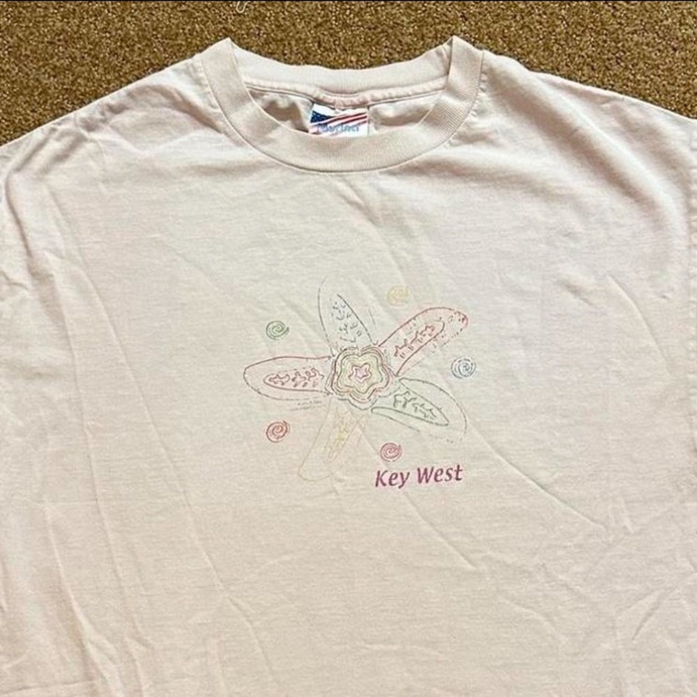 Vintage Key West Florida Art Print Tourist Pink Murina Made in USA Travel Tee